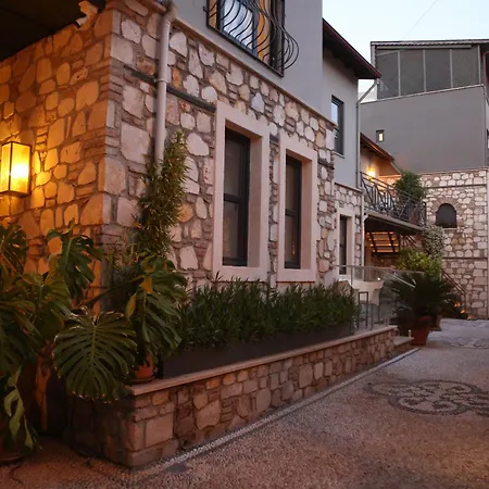 Wonderful Flat With Balcony Near Hadrian's Gate Antalya