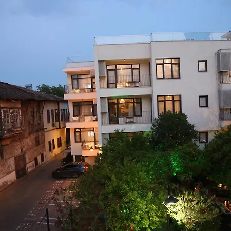 Wonderful Flat With Balcony Near Hadrian's Gate Antalya