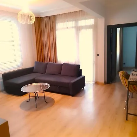 Appartement Wonderful Flat With Balcony Near Hadrian's Gate *